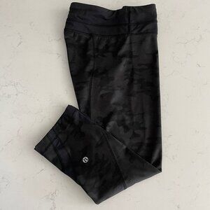 Lululemon Run: Inspire Crop II *All Full On Luxtreme Savasana Camo Leggings  6